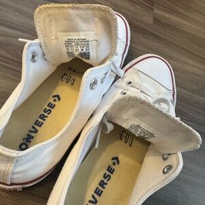 White Classic Canvas Converse
